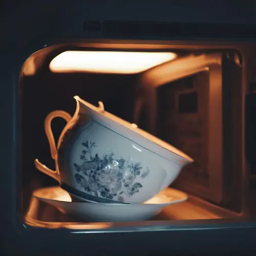 Can Bone China Go In The Microwave